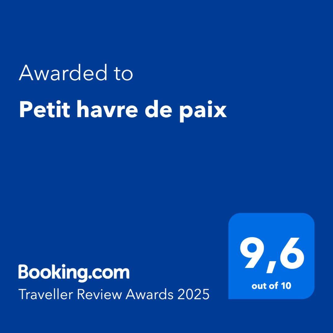 Petit Havre De Paix Bis - Piscine Et Plage A Pied Ле-Гозье Экстерьер фото